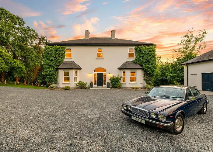 Large Luxury Lakeside To Sleep 10 People Prázdninový dům *